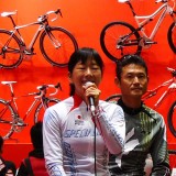 片山梨絵　選手